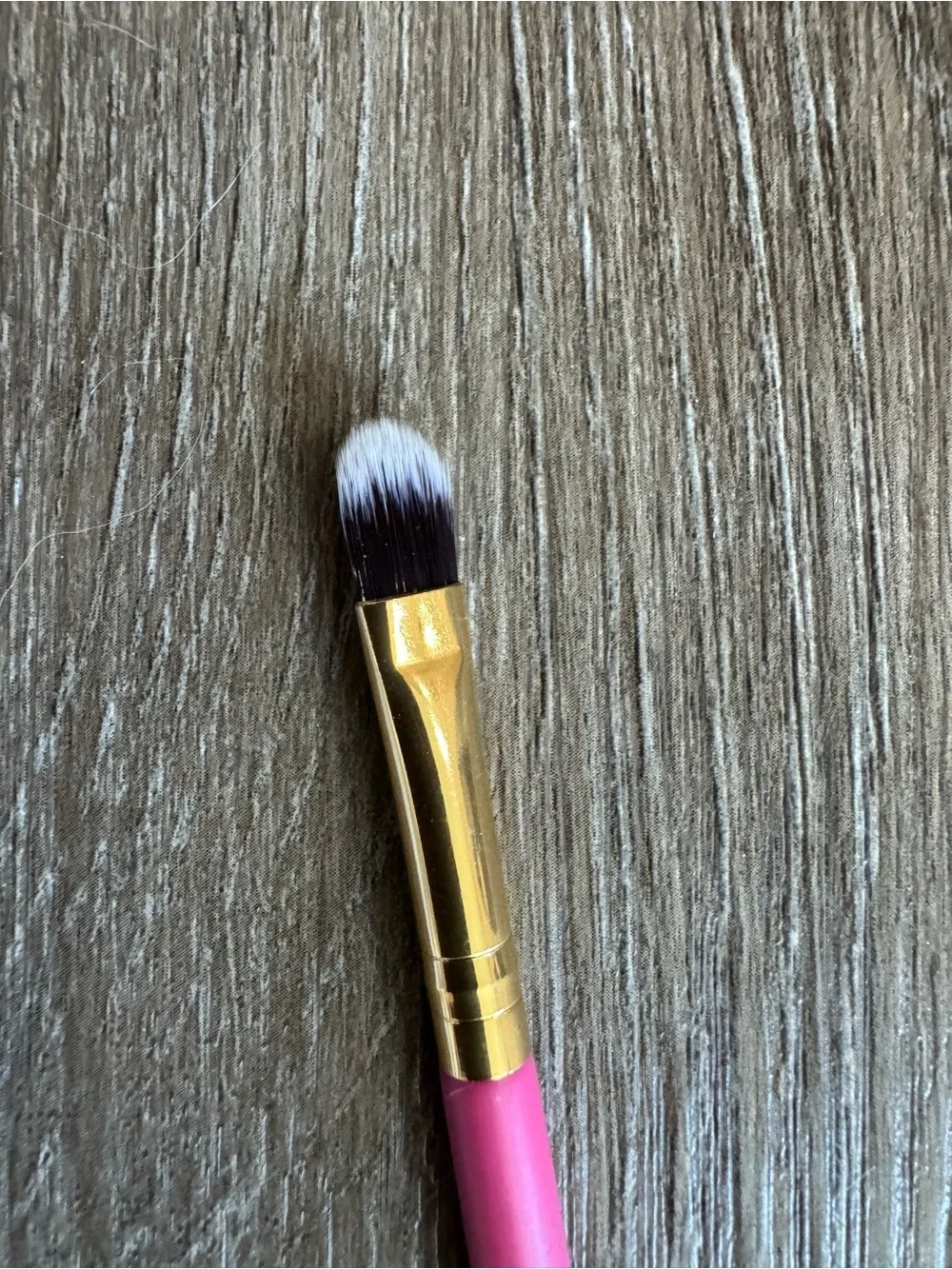 Luxie Small Shader Makeup Brush